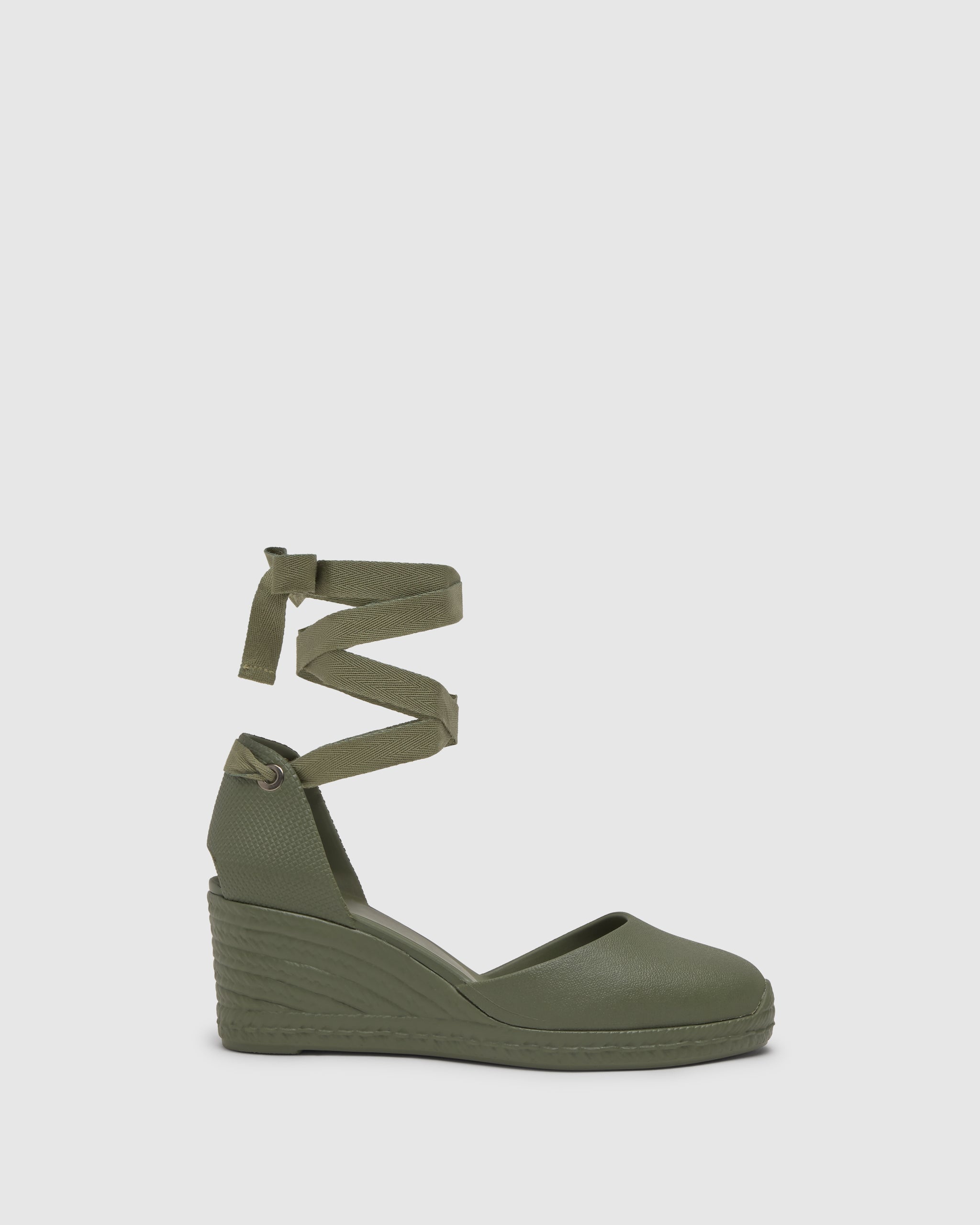 Castañer: Verde/Kaki Espadrilles. Castaner Espadrilles - Green - Women|21669414 | thebs.com main image 4