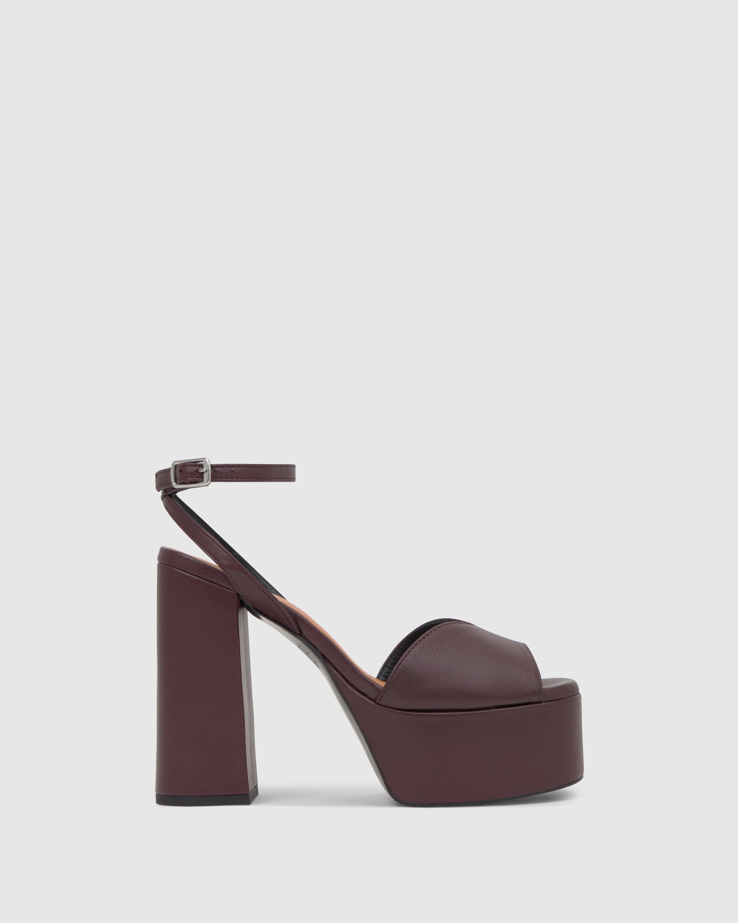 Shoes and footwear for women | Castañer