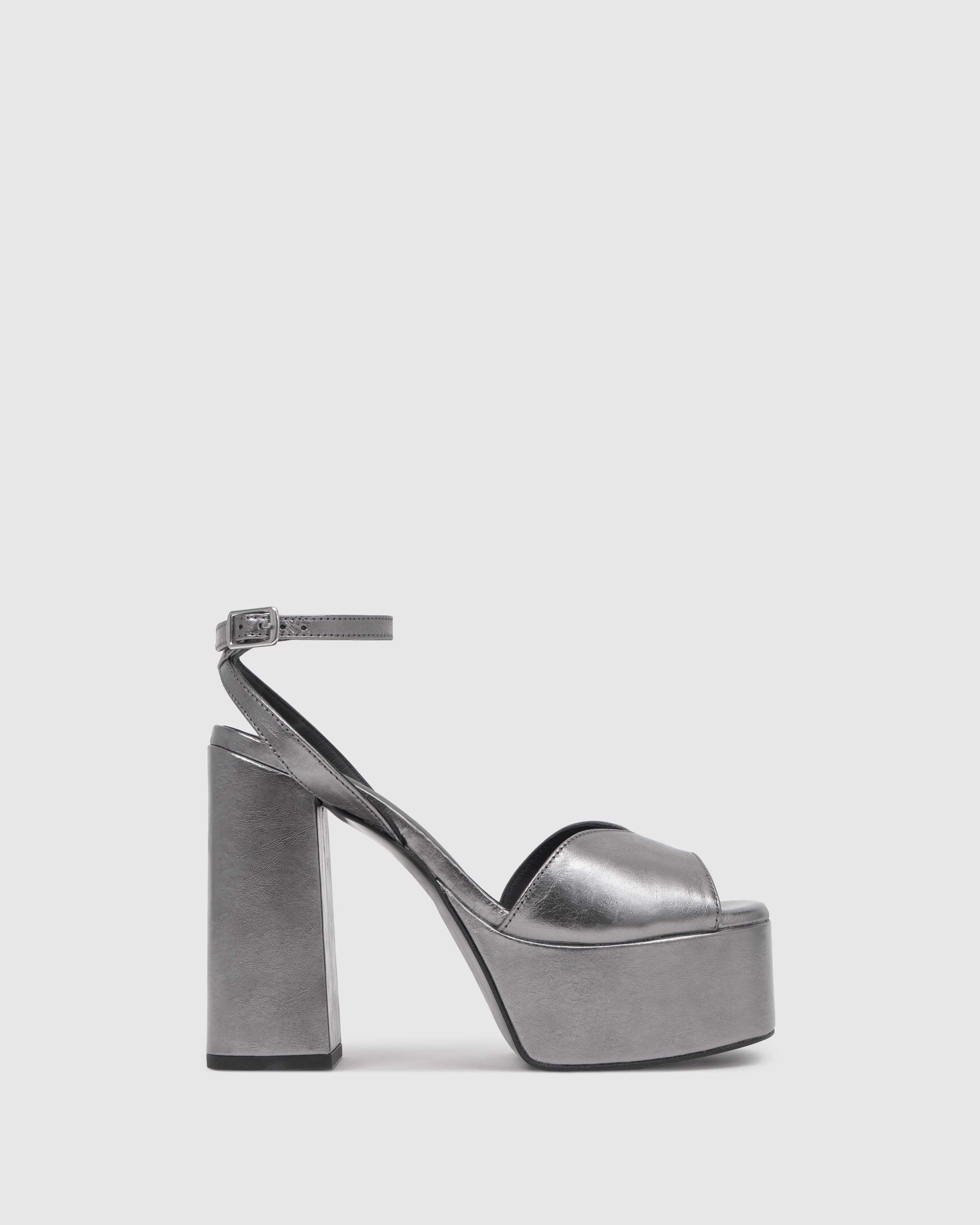 Shoes and footwear for women | Castañer